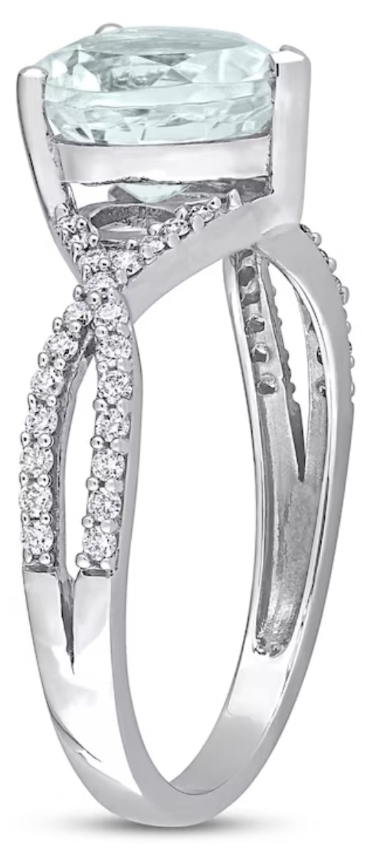 Heart-cut Aquamarine Engagement Ring 1/5 ct tw Diamonds 14K White Gold