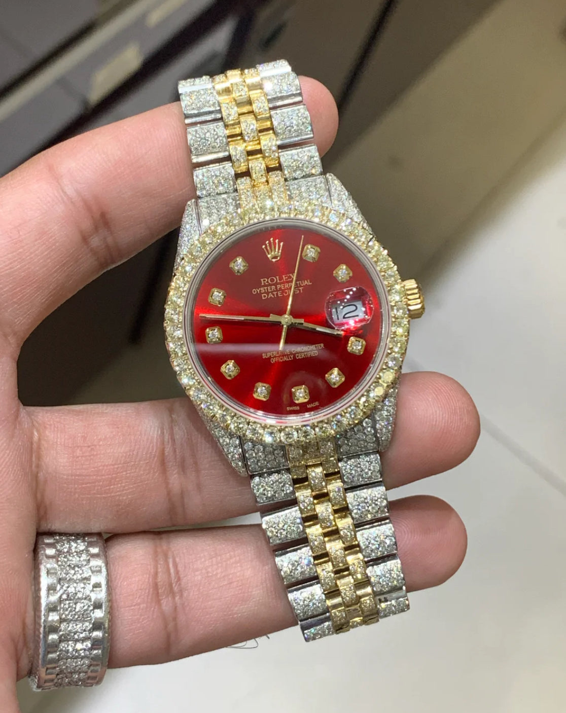 16013 Yellow gold/ Stainless steel Jubilee with Red Diamond dial 15.50 carats